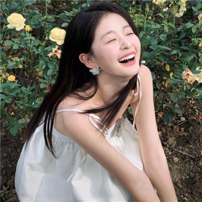 丫鬟大联盟粤语海报